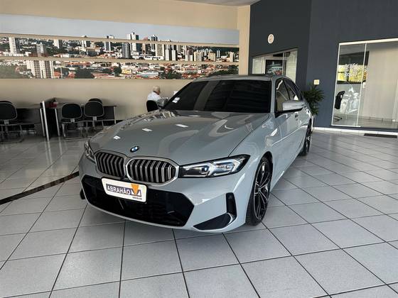 BMW 320i 2.0 16V TURBO FLEX M SPORT AUTOMÁTICO BMW 320i 2.0 16V TURBO FLEX M SPORT AUTOMÁTICO